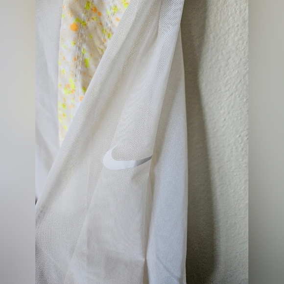 Nike Women's Jackets & Coats Nike Icon Clash Running Jacket S - Picture 5 of 14